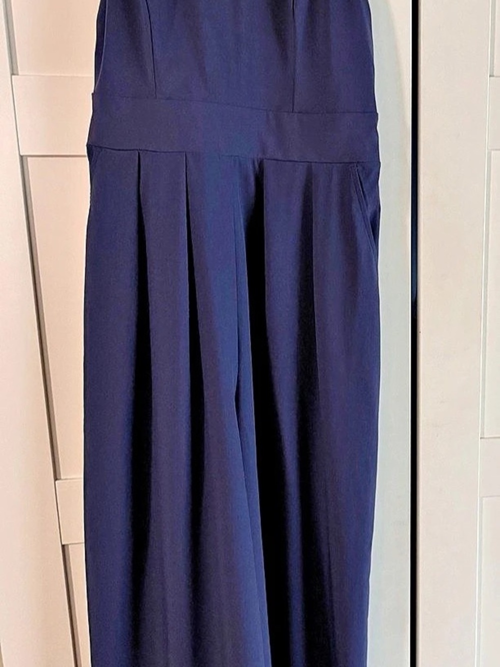 Halara V Neck Sleeveless Ruched Pocket Jumpsuit-Easy Peezy Ruched Pocket
